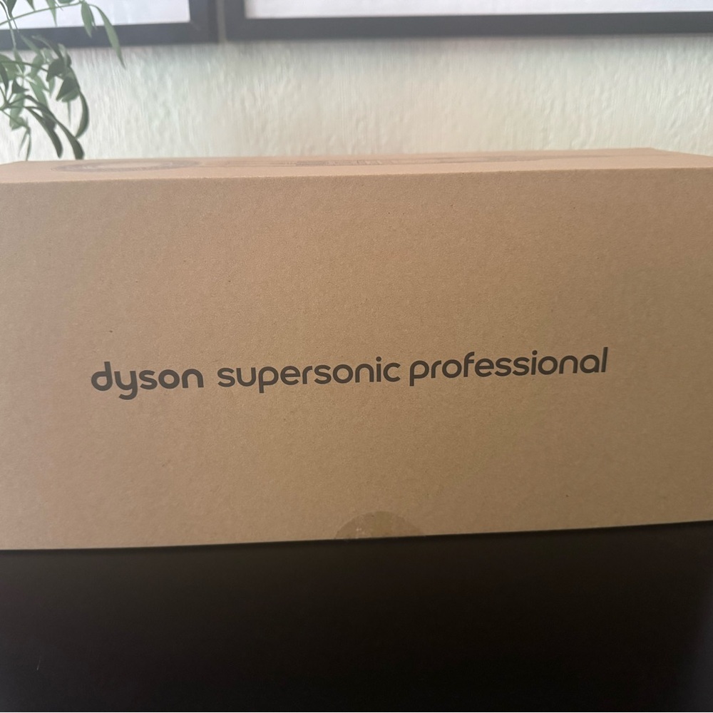 Dyson Supersonic Professional in Brown